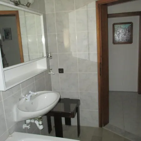 Guest house Daniel Omis