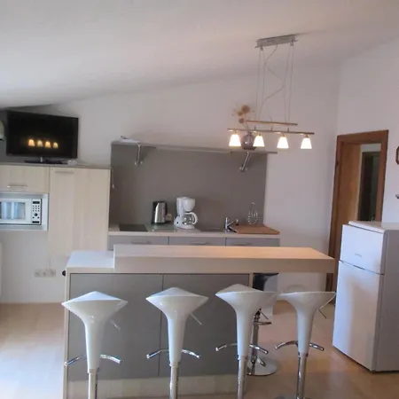 Guest house Daniel Omis