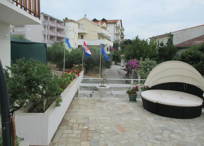 Gostinjska kuća Daniel 2*